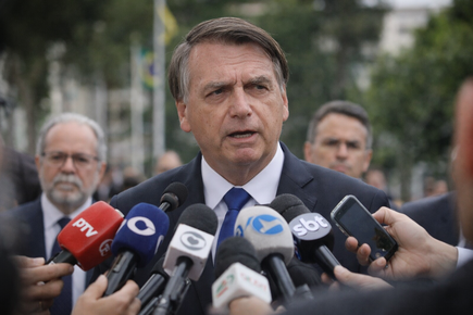 Bolsonaro volta ao centro do debate político após declarações sobre 2026